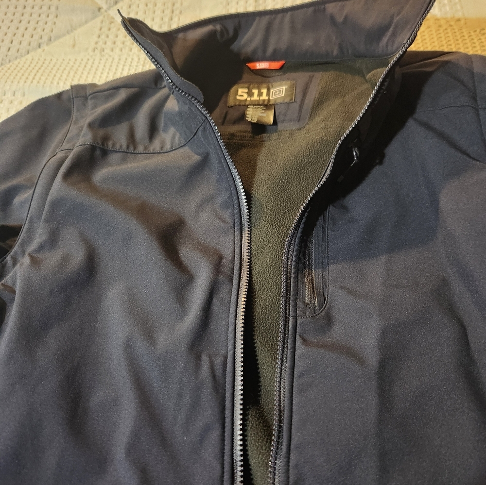 511  Tactical Navy Jacket Womens Med New Condition